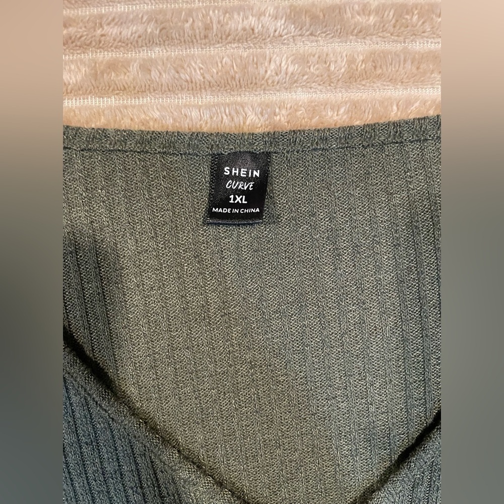 Mulvari Plus Ribbed Knit Drop Shoulder Split Top & Leggings - Picture 5 of 10